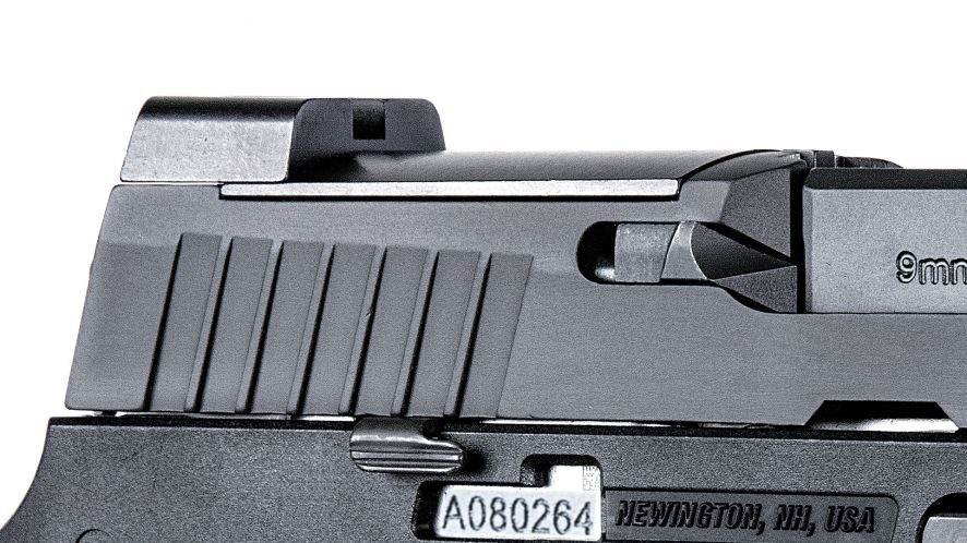 Sig Sauer P320 XCarry 9mm 3.9″ 17+1 320XCA-9-BXR3-R2