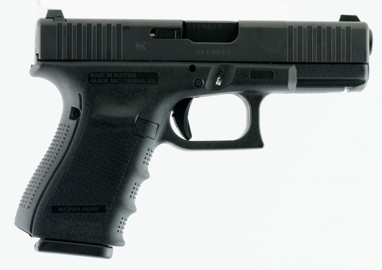 Glock 19 G4 9MM 4″ Barrel 15 Rd Front Serrated Black PG1950433FS