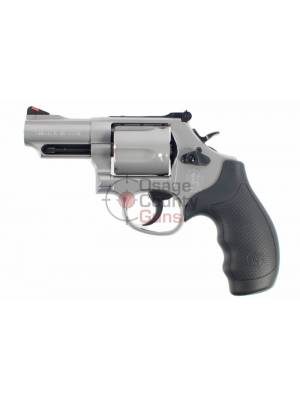 S&W 69 Combat Magnum – 2.75″ .44 Mag