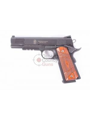 S&W 1911 .45 5″ E-Series – Tactical Rail