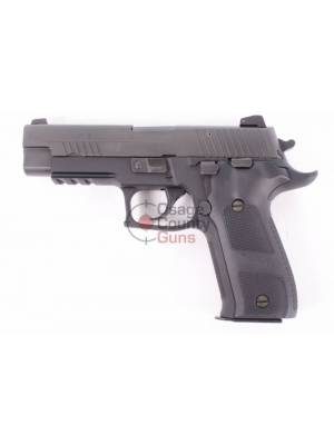 Sig Sauer P226 .40 Dark Elite