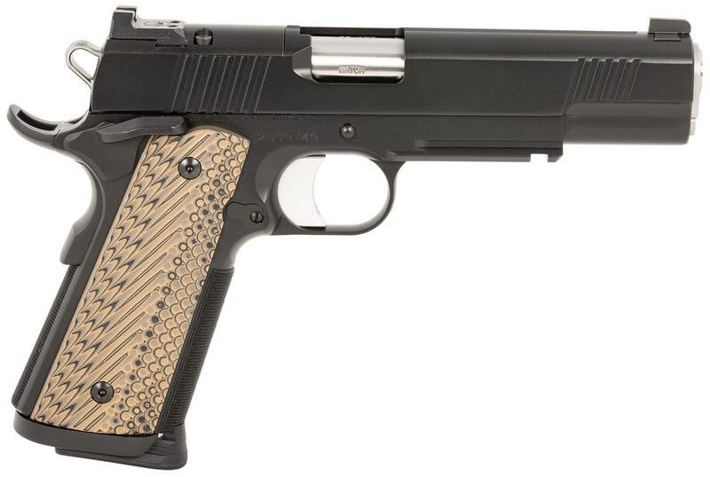 DAN WESSON SPECIALIST BLACK .45 ACP 5″ BARREL 8-ROUNDS NIGHT SIGHTS