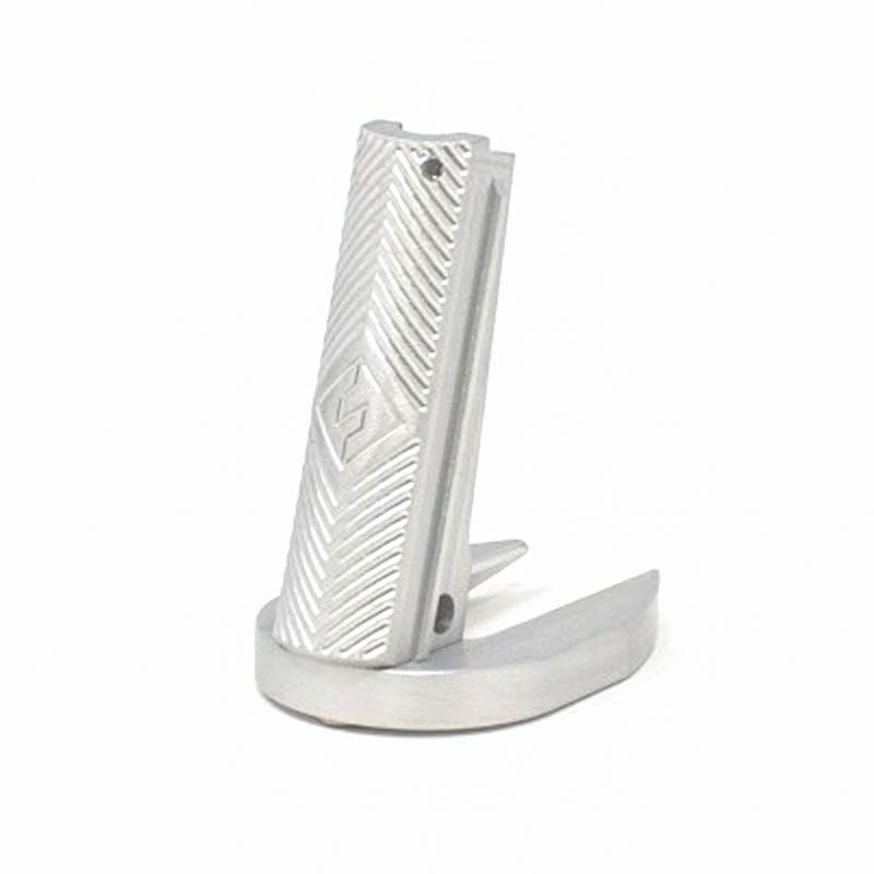 1911 Mainspring Housing + Mag-Well – Government, Fusion Chevron, Stainless